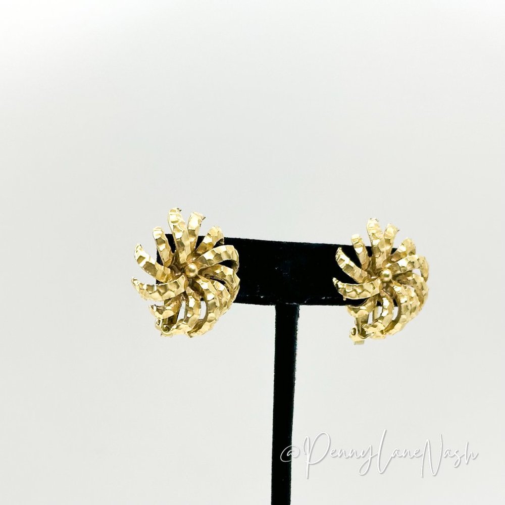 Vintage Gold Firework Cluster Clip On Earrings - Picture 2 of 6